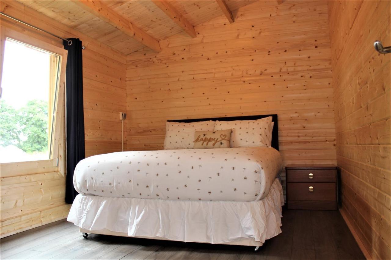 Inviting 3-Bedroom Lodge In Ashton Under Hill Evesham Exterior photo